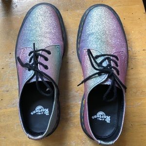 Host Pick Iridescent Sparkly Dr. Martens Oxfords 6
